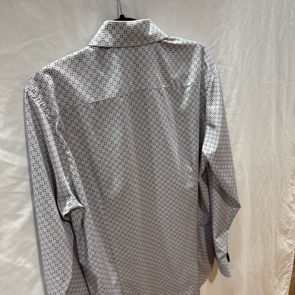 WRK 4-Way Stretch Button Front Shirt Size 16 Geometric Print  Lightweight Office - Picture 11 of 13